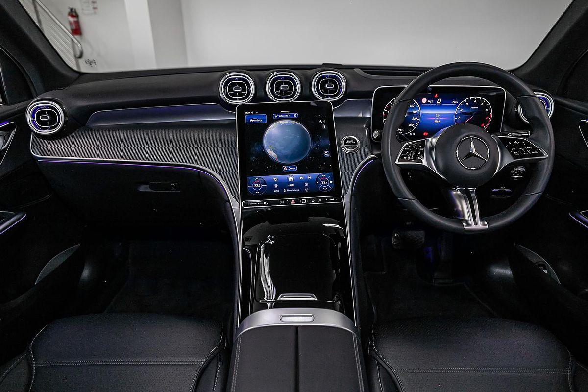 2025 Mercedes-Benz GLC-Class GLC200 X254