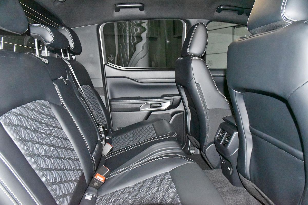 2025 Ford Ranger Platinum 4X4 3.0L