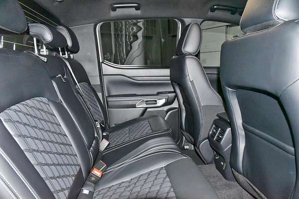 2025 Ford Ranger Platinum 4X4 3.0L