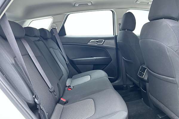 2024 Kia Sportage S NQ5