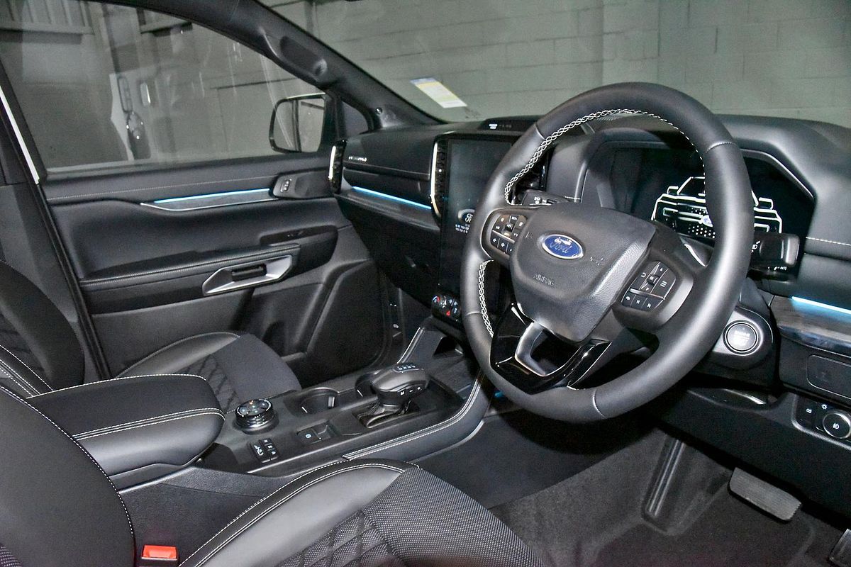 2025 Ford Ranger Platinum 4X4 3.0L