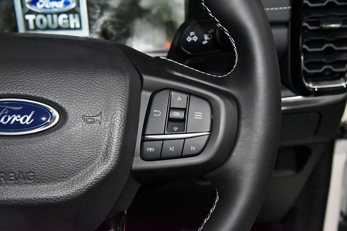 2025 Ford Ranger Platinum 4X4 3.0L