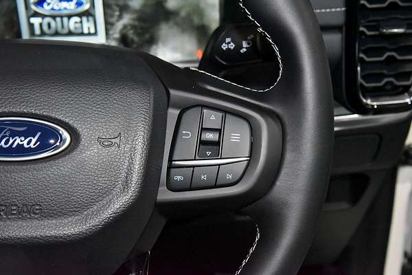 2025 Ford Ranger Platinum 4X4 3.0L