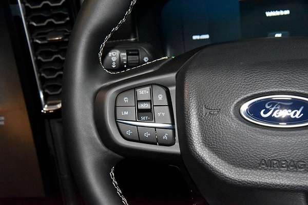 2025 Ford Ranger Platinum 4X4 3.0L