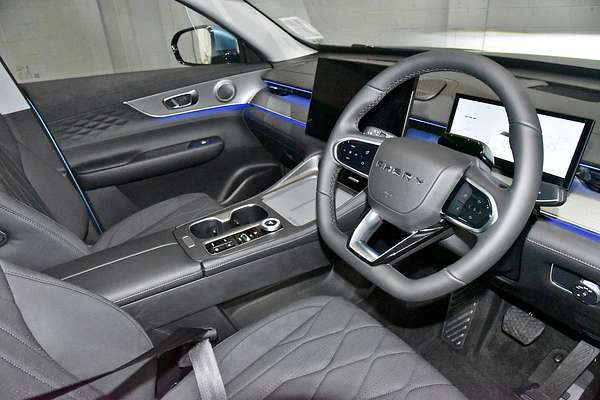 2025 Chery Tiggo 8 Super Hybrid Ultimate T31