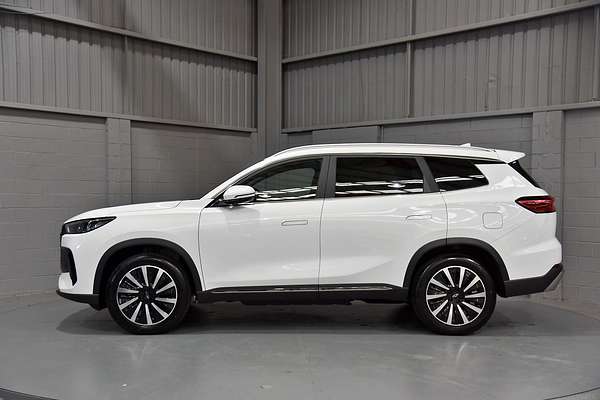 2025 Chery Tiggo 8 Super Hybrid Ultimate T31