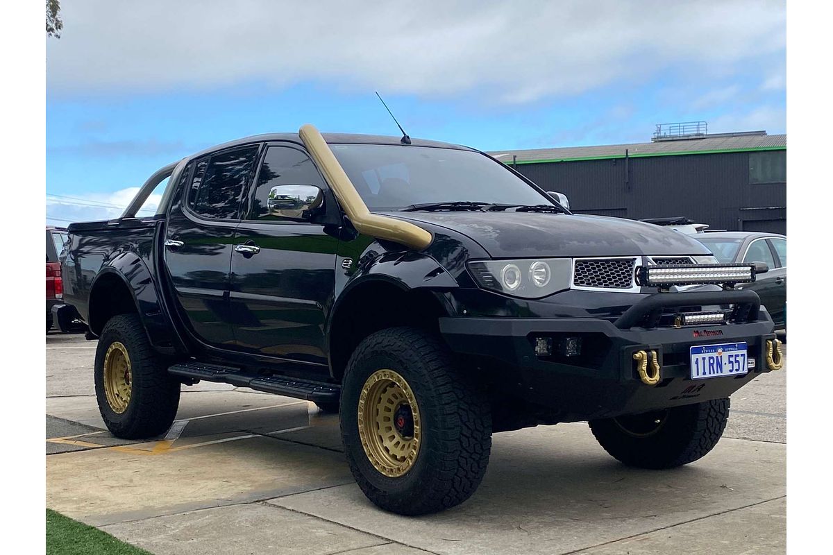 2014 Mitsubishi Triton GLX-R MN 4X4