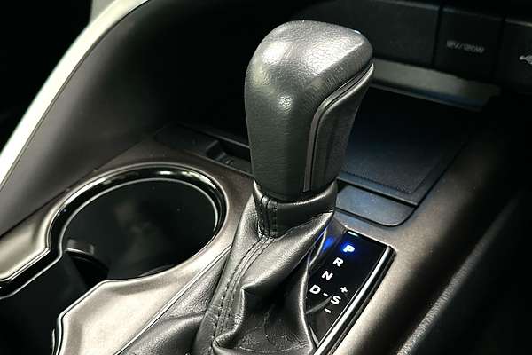 2021 Toyota Camry Ascent Sport AXVH70R