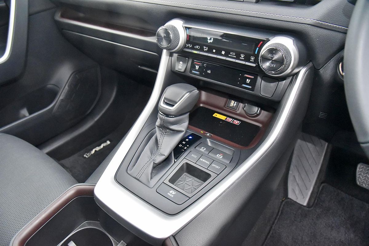 2024 Toyota RAV4 Cruiser AXAH52R