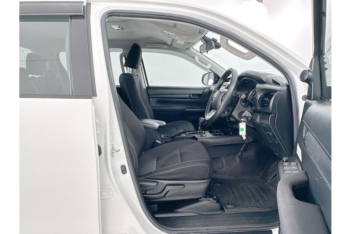 2021 Toyota Hilux SR GUN126R 4X4
