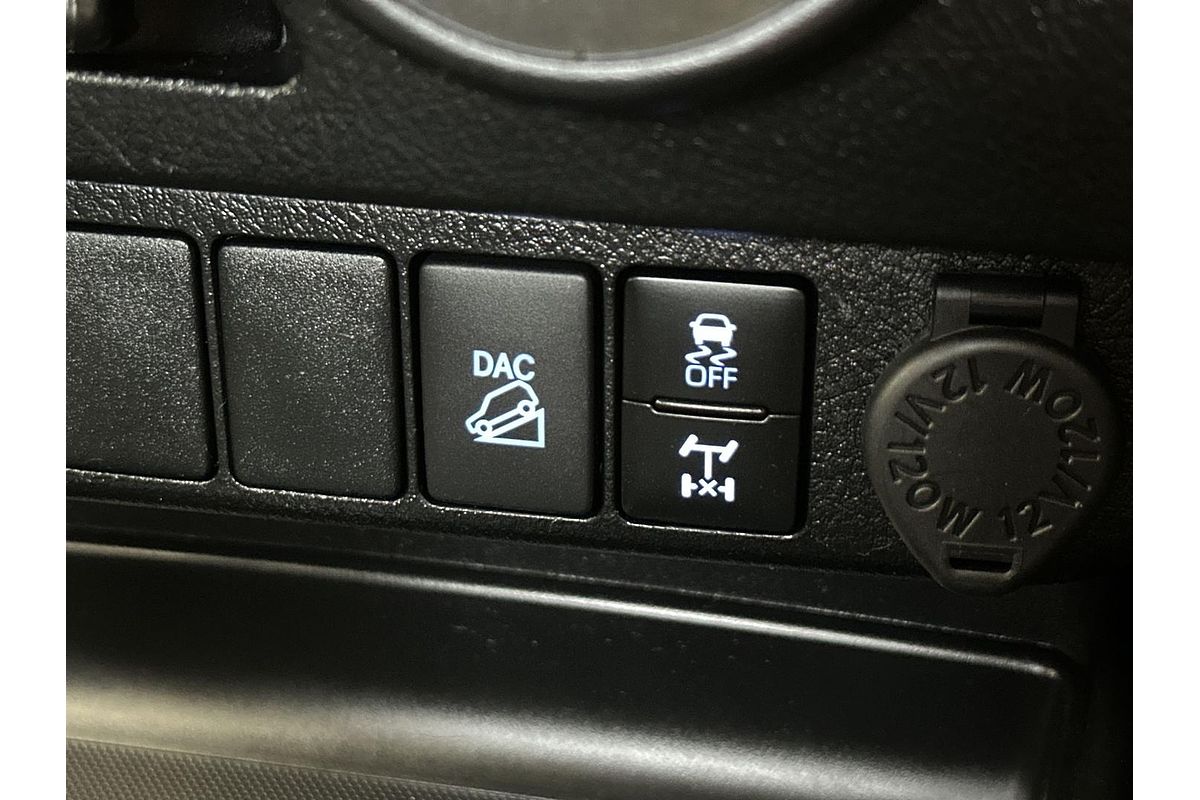 2021 Toyota Hilux SR GUN126R 4X4