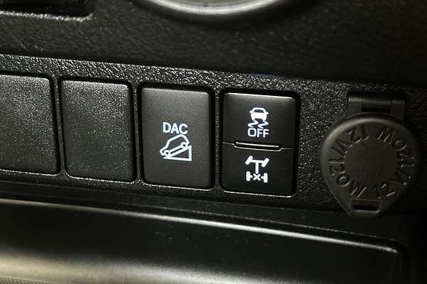 2021 Toyota Hilux SR GUN126R 4X4