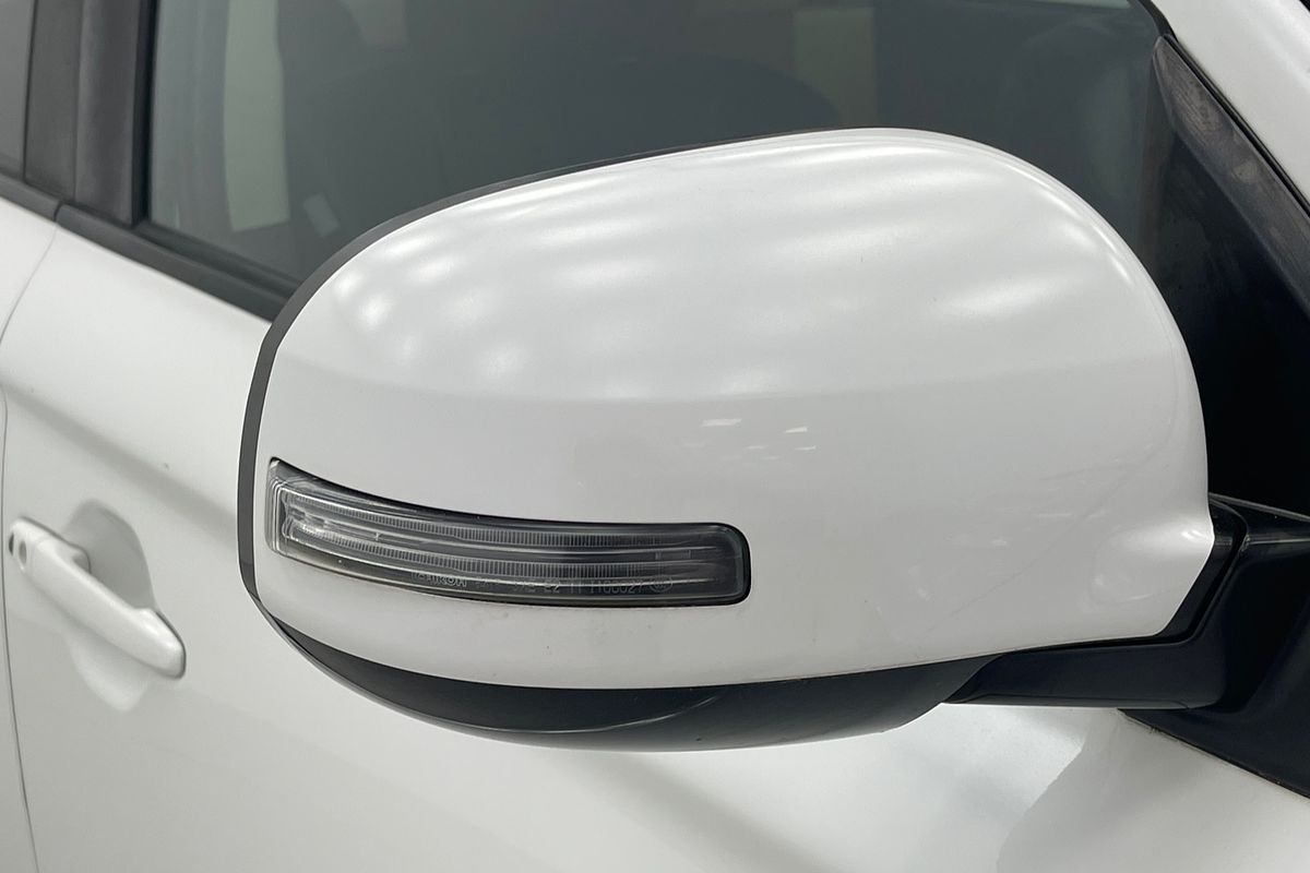 2019 Mitsubishi Outlander PHEV ES ADAS ZL