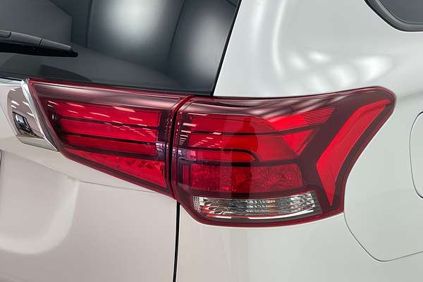2019 Mitsubishi Outlander PHEV ES ADAS ZL