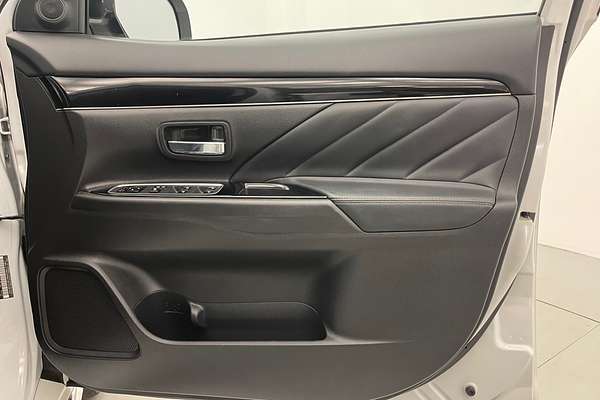 2019 Mitsubishi Outlander PHEV ES ADAS ZL