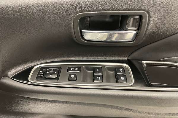 2019 Mitsubishi Outlander PHEV ES ADAS ZL