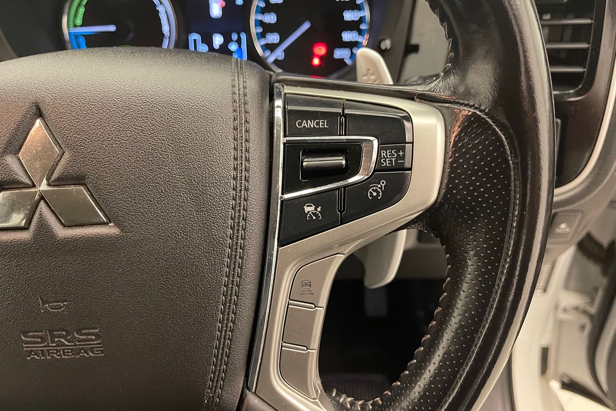 2019 Mitsubishi Outlander PHEV ES ADAS ZL