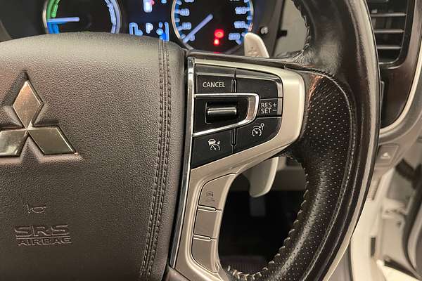 2019 Mitsubishi Outlander PHEV ES ADAS ZL