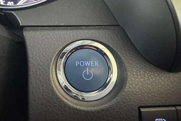 2023 Toyota Camry Ascent AXVH70R