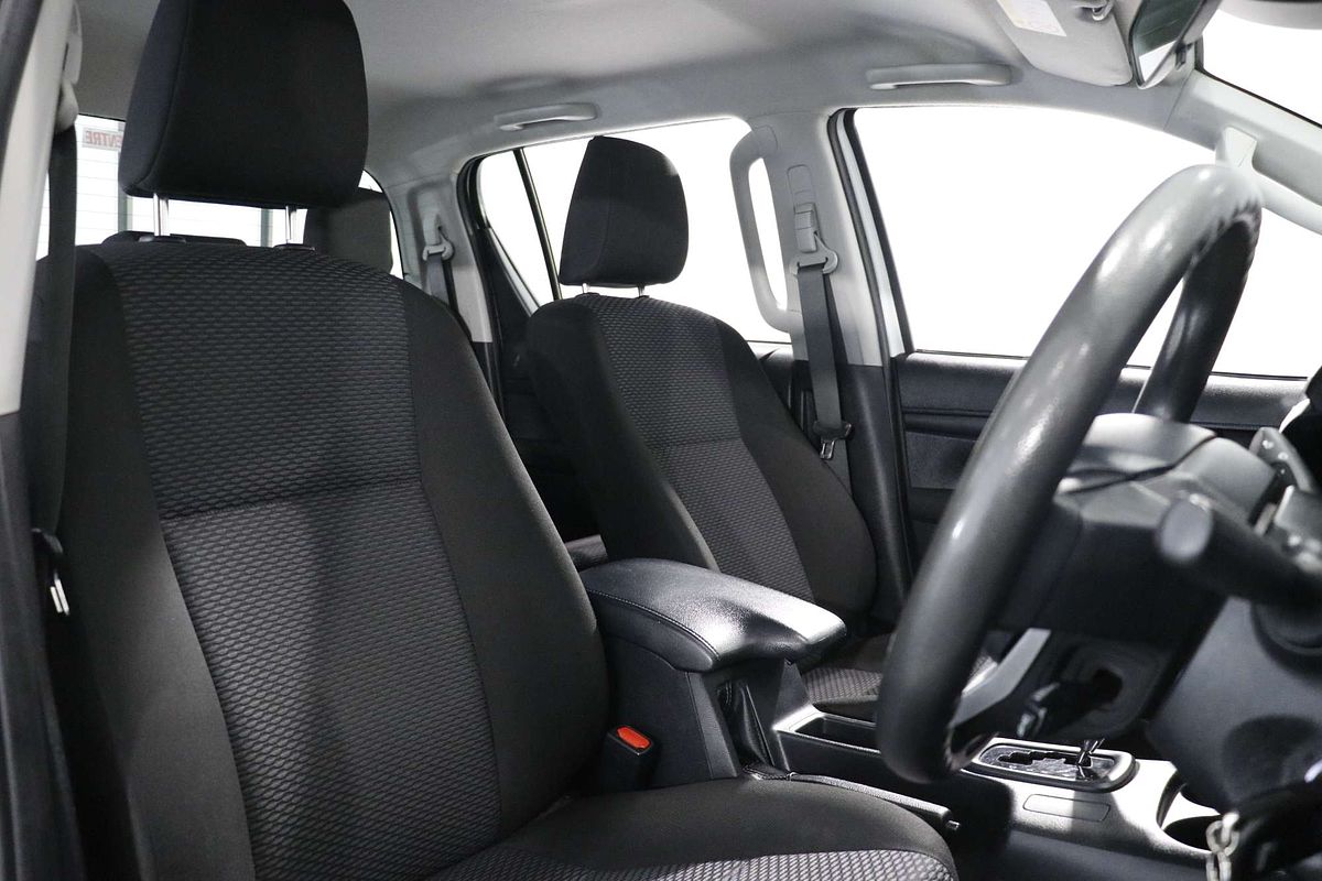 2022 Toyota Hilux Workmate GUN125R 4X4