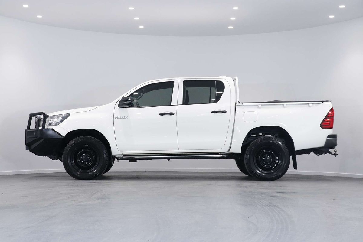 2022 Toyota Hilux Workmate GUN125R 4X4