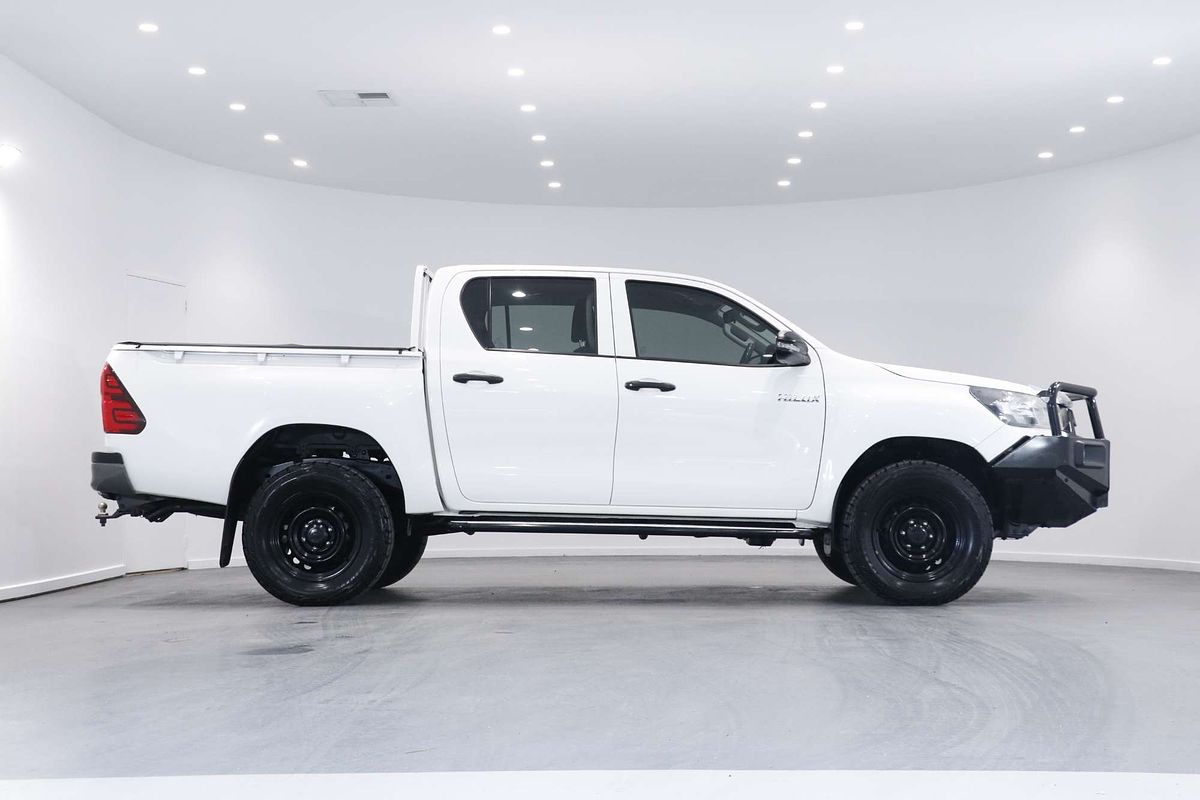 2022 Toyota Hilux Workmate GUN125R 4X4