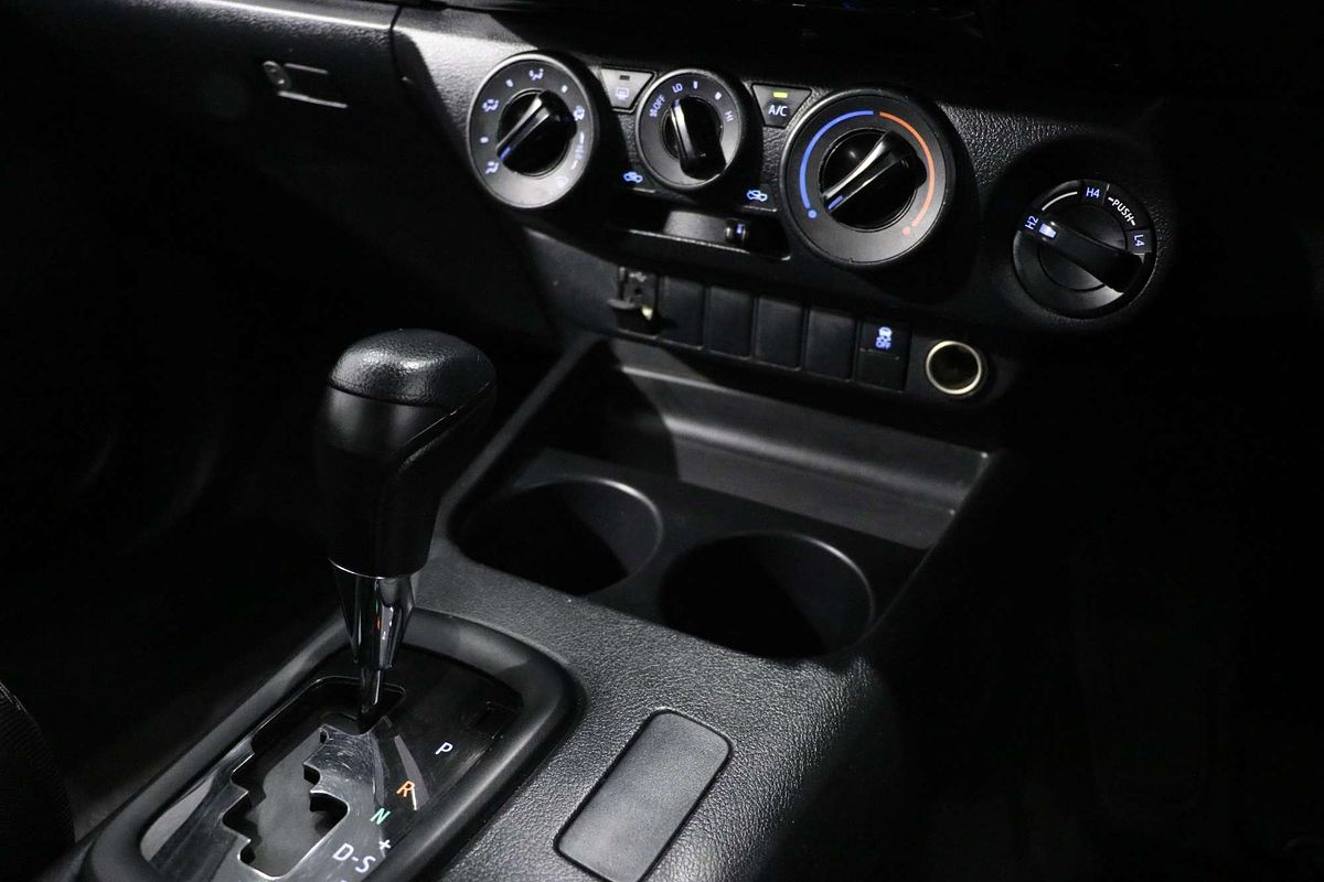 2022 Toyota Hilux Workmate GUN125R 4X4