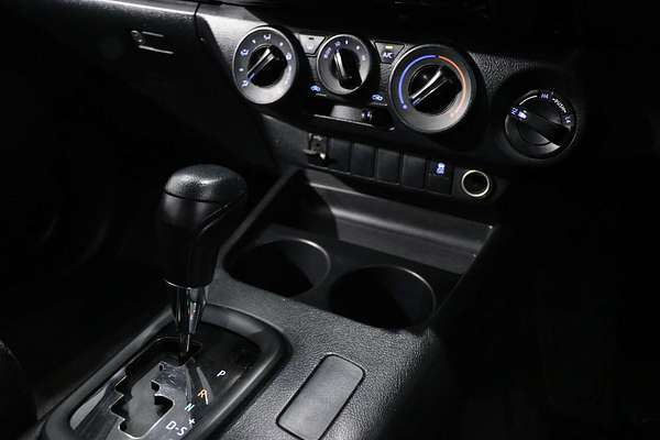 2022 Toyota Hilux Workmate GUN125R 4X4