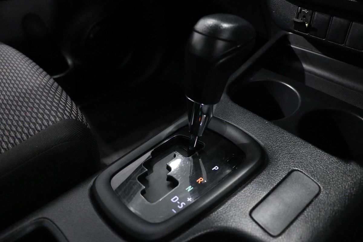2022 Toyota Hilux Workmate GUN125R 4X4