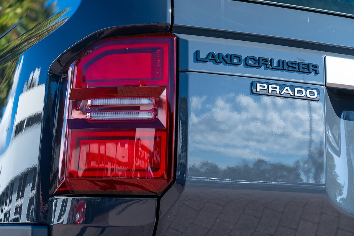 2025 Toyota Landcruiser Prado GX GDJ251R