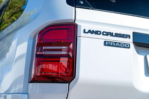 2024 Toyota Landcruiser Prado Kakadu GDJ251R