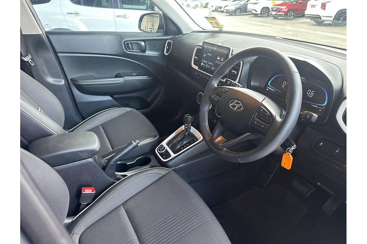 2024 Hyundai Venue Active QX.V5