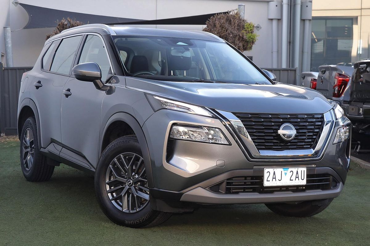 2024 Nissan X-TRAIL ST T33