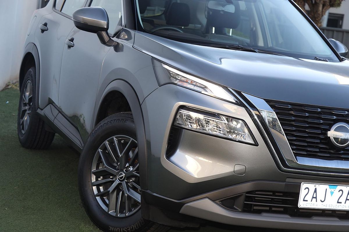 2024 Nissan X-TRAIL ST T33