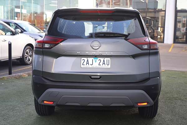 2024 Nissan X-TRAIL ST T33