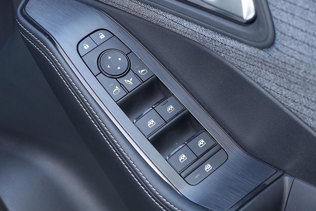 2024 Nissan X-TRAIL ST T33