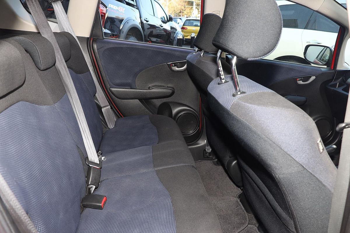 2012 Honda Jazz Vibe GE