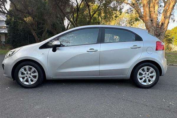 2013 Kia Rio S UB