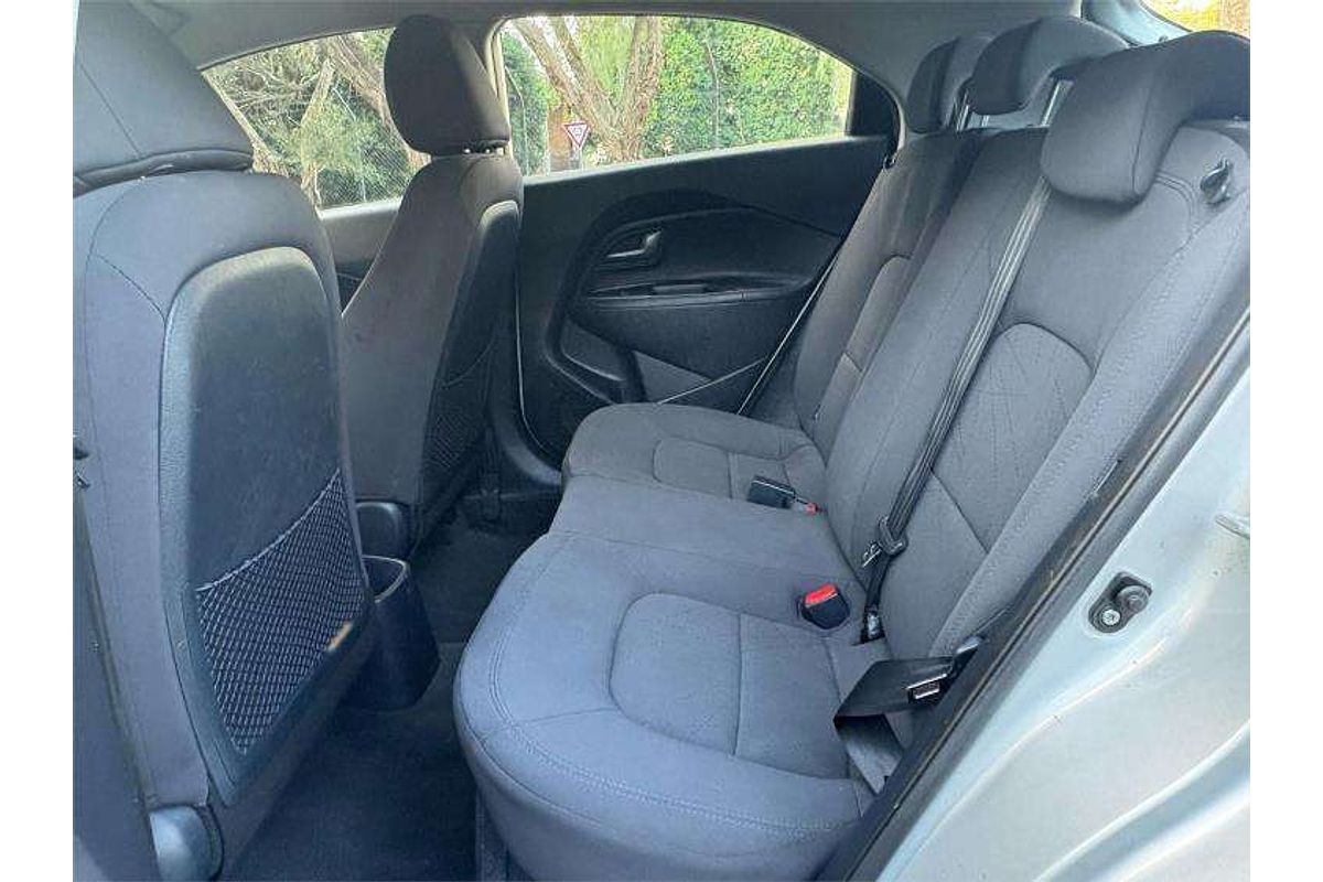 2013 Kia Rio S UB