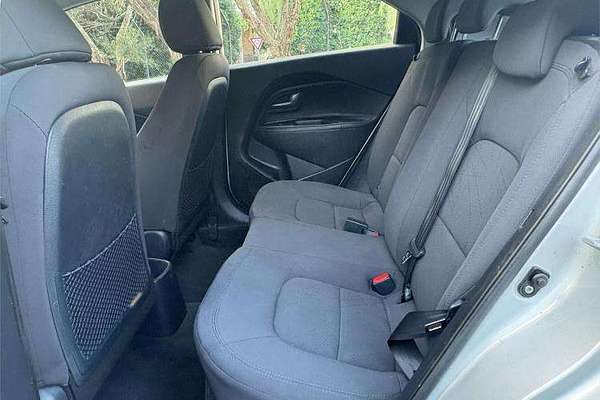 2013 Kia Rio S UB