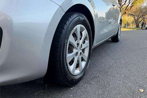 2013 Kia Rio S UB