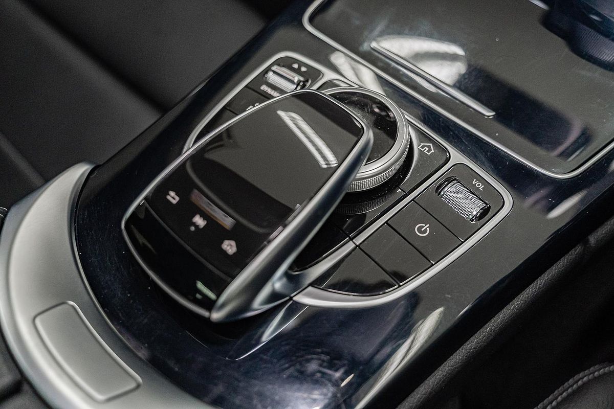 2019 Mercedes-Benz C-Class C200 W205