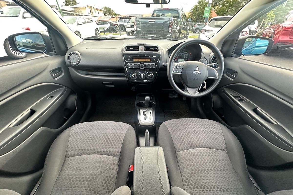 2018 Mitsubishi Mirage ES LA