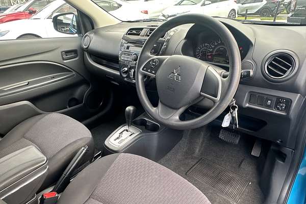 2018 Mitsubishi Mirage ES LA