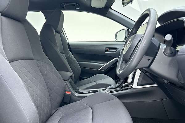 2024 Toyota Corolla Cross GX MXGH10R