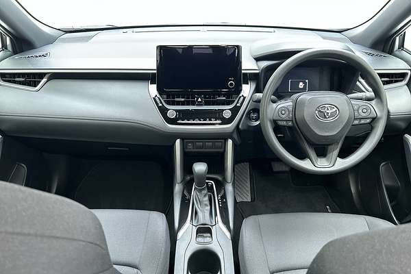 2024 Toyota Corolla Cross GX MXGH10R