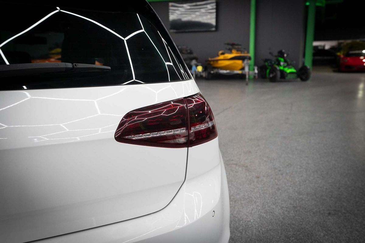 2015 Volkswagen Golf R 7
