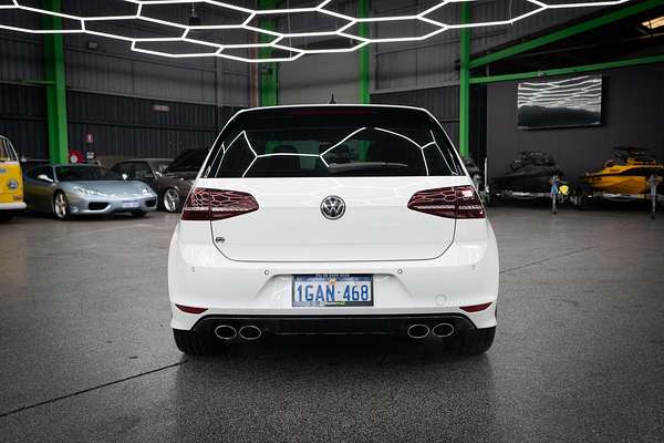 2015 Volkswagen Golf R 7