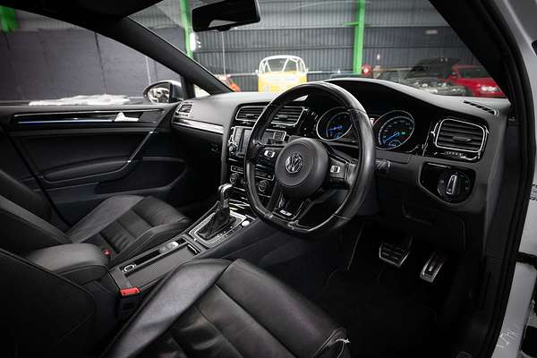 2015 Volkswagen Golf R 7