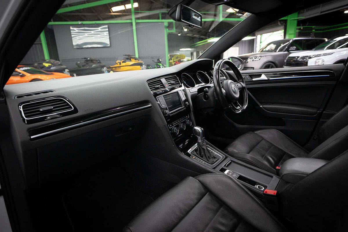2015 Volkswagen Golf R 7